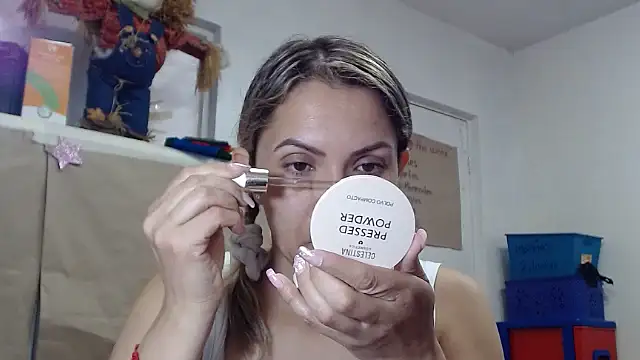 Chantal hott online show from 01-15-26, 03:26