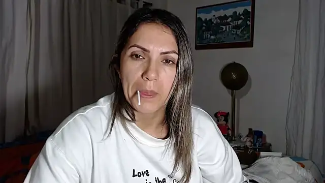 Chantal hott online show from 11-19-25, 01:27