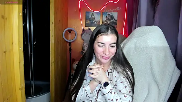 Snapshot of Fiery_Brunette_ chatting on 10-02-25, 04:16 Fiery Brunette online show from 10-02-25, 04:16