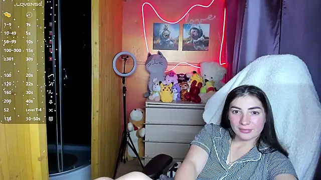 Snapshot of Fiery_Brunette_ chatting on 11-05-25, 12:52 Fiery Brunette online show from 11-05-25, 12:52