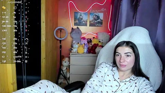 Snapshot of Fiery_Brunette_ chatting on 09-25-25, 03:34 Fiery Brunette online show from 09-25-25, 03:34