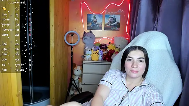 Snapshot of Fiery_Brunette_ chatting on 09-14-25, 05:13 Fiery Brunette online show from 09-14-25, 05:13