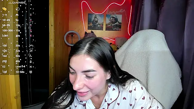 Snapshot of Fiery_Brunette_ chatting on 09-24-25, 10:22 Fiery Brunette online show from 09-24-25, 10:22