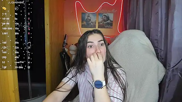 Snapshot of Fiery_Brunette_ chatting on 03-08-25, 03:02 Fiery Brunette online show from 03-08-25, 03:02