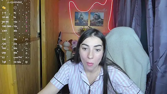 Snapshot of Fiery_Brunette_ chatting on 03-09-25, 05:00 Fiery Brunette online show from 03-09-25, 05:00