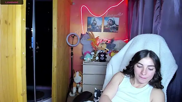 Snapshot of Fiery_Brunette_ chatting on 05-24-26, 04:45 Fiery Brunette online show from 05-24-26, 04:45