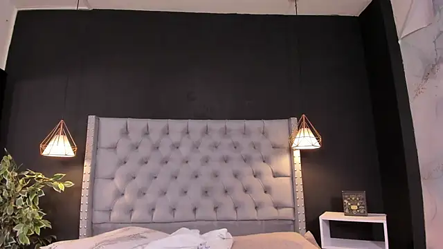 Snapshot of Tammy__vega_ chatting on 09-28-25, 03:46 Tammy vega online show from 09-28-25, 03:46