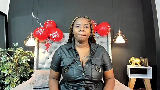 Snapshot of Tammy__vega_ chatting on 02-15-25, 03:52 Tammy vega online show from 02-15-25, 03:52