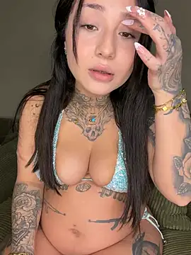 Coco-Love online show from 04-17-26, 11:24