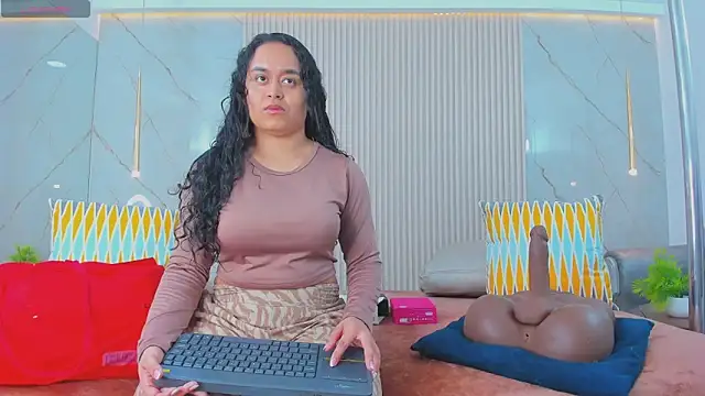 Snapshot of sabrina_shark_ chatting on 03-31-26, 12:23 sabrina shark online show from 03-31-26, 12:23