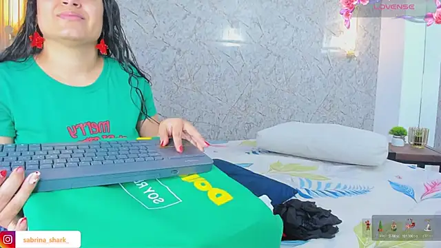 sabrina shark  online show from 12-05-25, 02:43