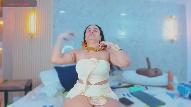 sabrina shark  online show from 10-30-25, 03:05