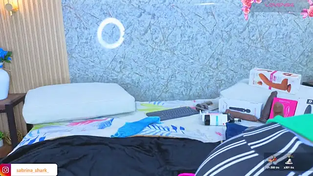 sabrina shark  online show from 12-17-25, 03:11