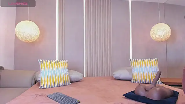 Snapshot of sabrina_shark_ chatting on 03-24-26, 02:11 sabrina shark online show from 03-24-26, 02:11