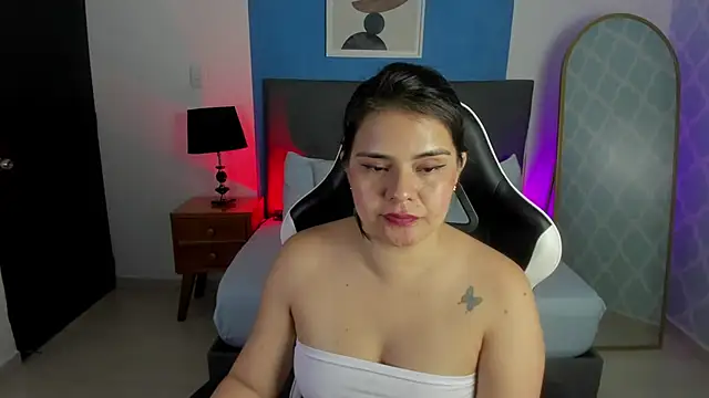 ayla13  online show from 10-30-25, 07:33