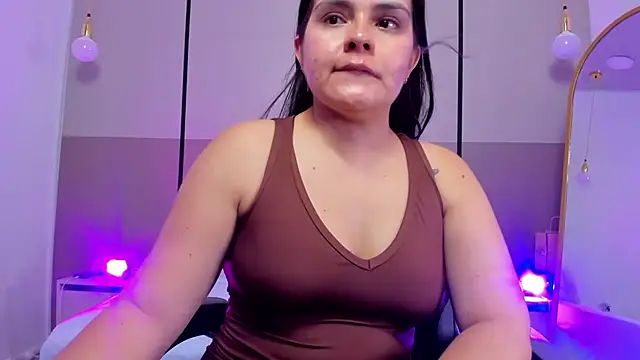 ayla13  online show from 03-02-26, 07:10