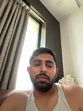 Snapshot of rhuh3991 chatting on 06-14-26, 04:57 rhuh3991 online show from 06-14-26, 04:57