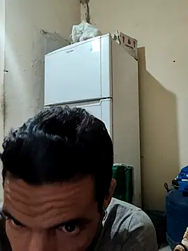 Snapshot of khema99 chatting on 10-16-25, 01:47 khema99 online show from 10-16-25, 01:47