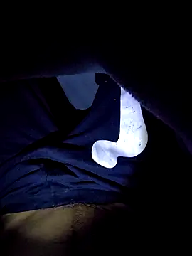 Snapshot of khema99 chatting on 12-22-25, 01:06 khema99 online show from 12-22-25, 01:06