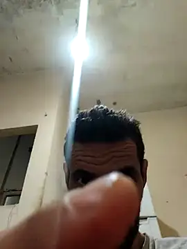 Snapshot of khema99 chatting on 11-27-25, 09:15 khema99 online show from 11-27-25, 09:15