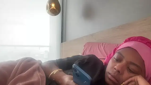 ChocolateCakeQueen online show from 03-29-26, 08:32