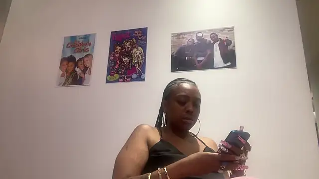 Snapshot of ChocolateCakeQueen chatting on 05-23-26, 01:26 ChocolateCakeQueen online show from 05-23-26, 01:26