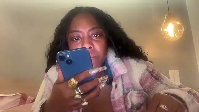 ChocolateCakeQueen online show from 03-26-26, 12:53