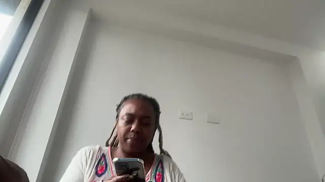 ChocolateCakeQueen online show from 11-14-25, 01:48