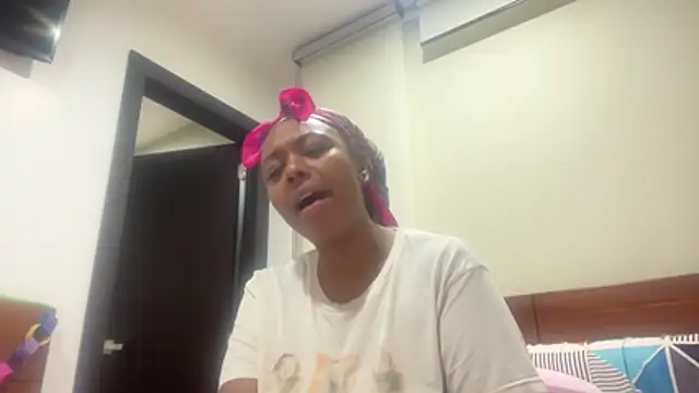 ChocolateCakeQueen online show from 02-08-26, 02:53