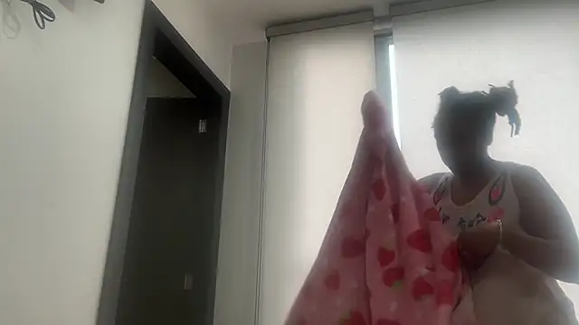 ChocolateCakeQueen online show from 01-13-26, 10:46