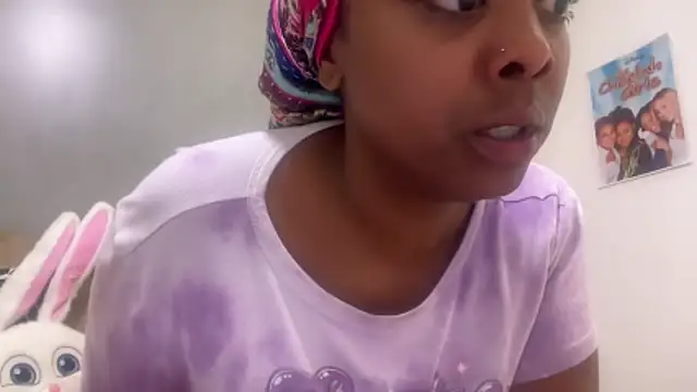 Snapshot of ChocolateCakeQueen chatting on 06-11-26, 12:32 ChocolateCakeQueen online show from 06-11-26, 12:32
