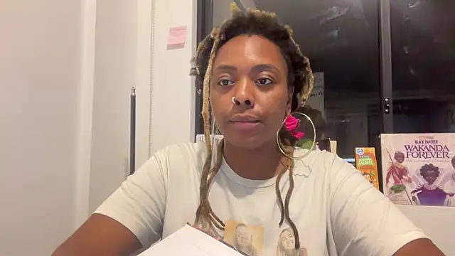 ChocolateCakeQueen online show from 09-26-25, 12:17