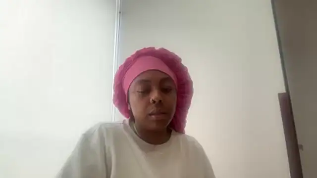 ChocolateCakeQueen online show from 01-07-26, 03:39