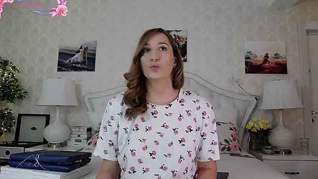 Snapshot of IreneHope chatting on 05-05-26, 12:08 IreneHope online show from 05-05-26, 12:08