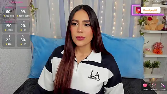 HazzelGray online show from 11-05-25, 01:14