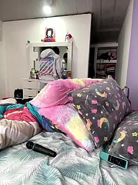 hannahb-e online show from 01-14-26, 02:42