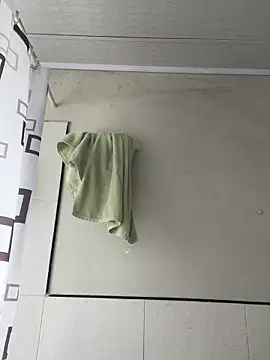 hannahb-e online show from 12-02-25, 01:46