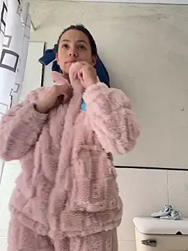 hannahb-e online show from 03-15-26, 03:08