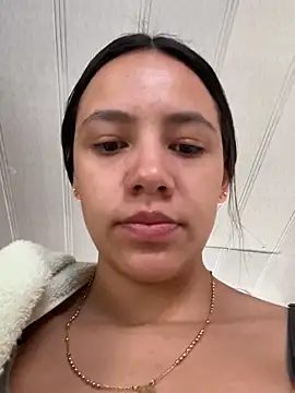 hannahb-e online show from 12-15-25, 03:18