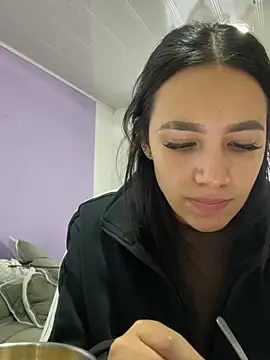 hannahb-e online show from 05-15-26, 10:41