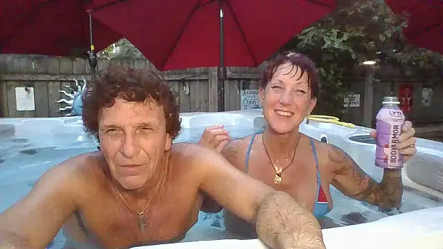 Snapshot of sexyandjagundo chatting on 07-09-26, 12:22 sexyandjagundo online show from 07-09-26, 12:22