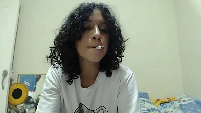 AlinaWoolf  online show from 05-05-26, 01:41