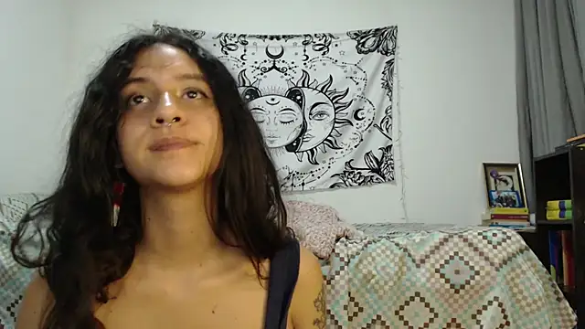 AlinaWoolf  online show from 02-02-25, 09:51