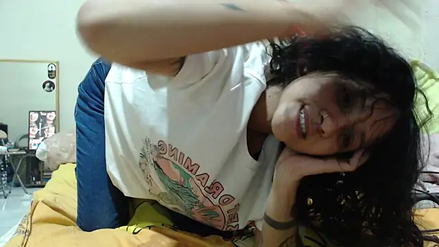 AlinaWoolf  online show from 07-17-26, 03:48
