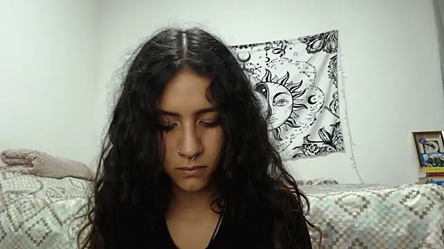 AlinaWoolf  online show from 12-25-24, 04:33