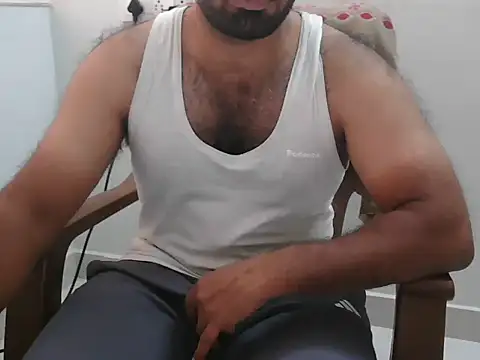 Snapshot of Tamil_Boy28 chatting on 07-03-26, 05:47 Tamil Boy28 online show from 07-03-26, 05:47