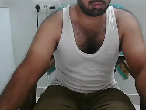 Snapshot of Tamil_Boy28 chatting on 08-03-26, 04:24 Tamil Boy28 online show from 08-03-26, 04:24
