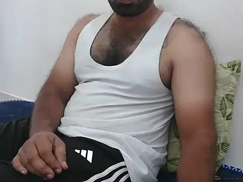 Snapshot of Tamil_Boy28 chatting on 07-01-26, 05:52 Tamil Boy28 online show from 07-01-26, 05:52