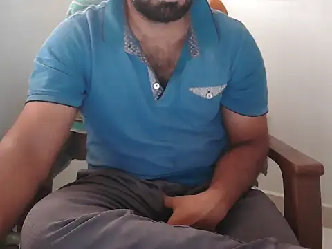 Snapshot of Tamil_Boy28 chatting on 07-16-26, 05:48 Tamil Boy28 online show from 07-16-26, 05:48