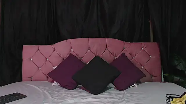 Cataleya divine online show from 10-22-25, 10:58